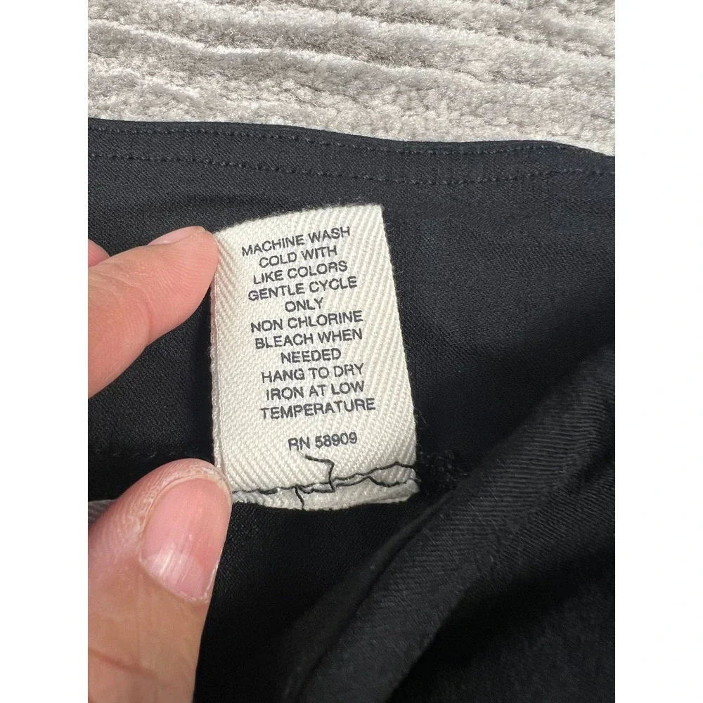 Westbound Bermuda Shorts Womens 6 Black Pull On Stretch‎ Zipper Accent Mid Rise